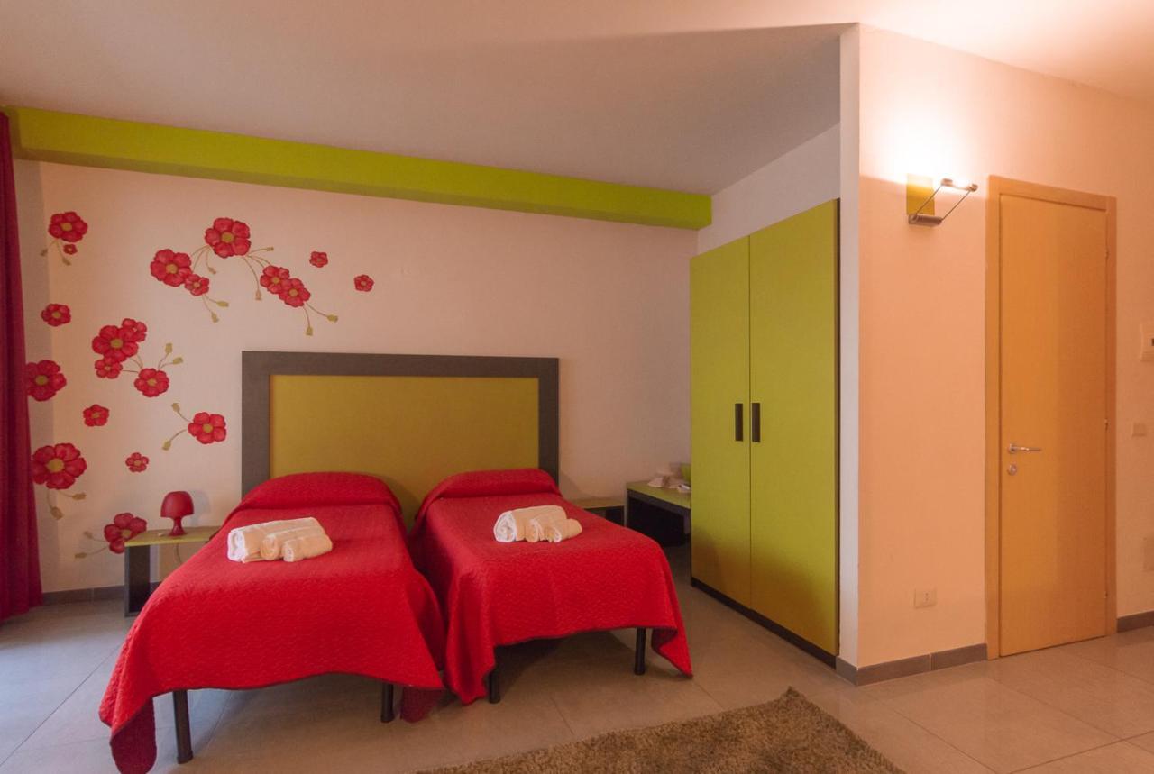Delta Rooms Olbia Exterior foto